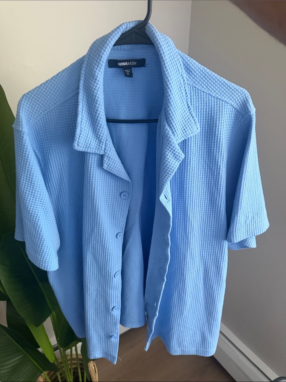 Fashion Nova Men Light Blue Waffle Knit Short Sleeve Button-Up Shirt